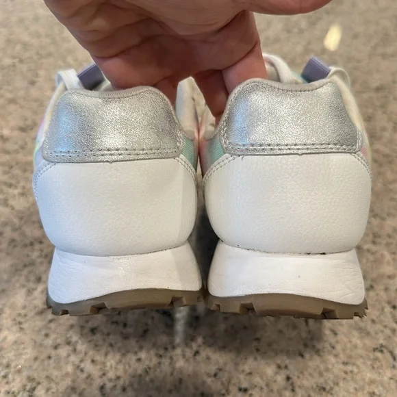 Cat and Jack girls Sneakers - Picture 6 of 9